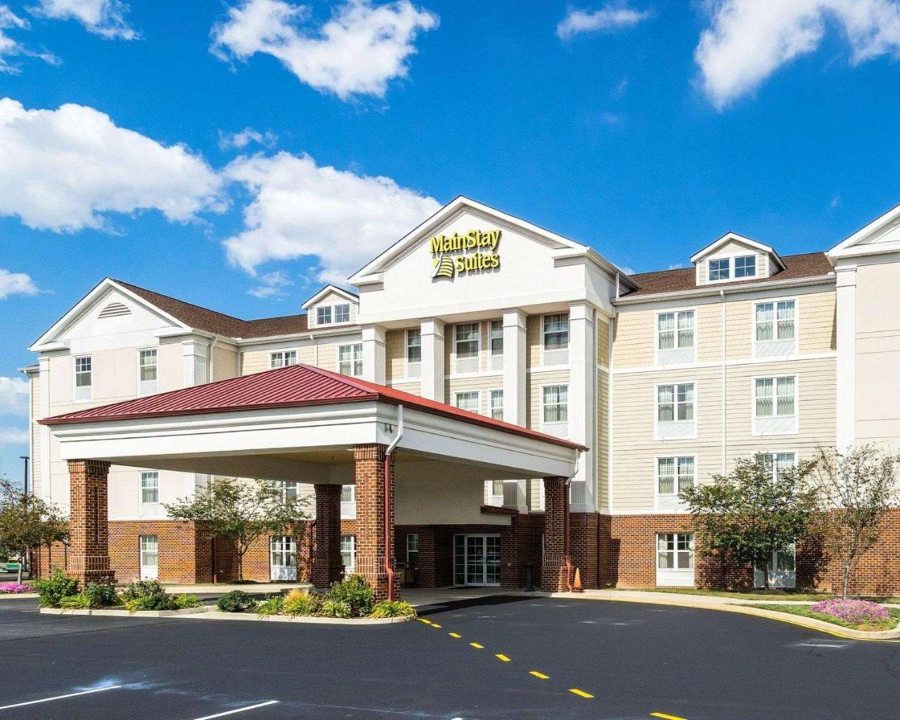 Mainstay Suites Dover Exterior photo
